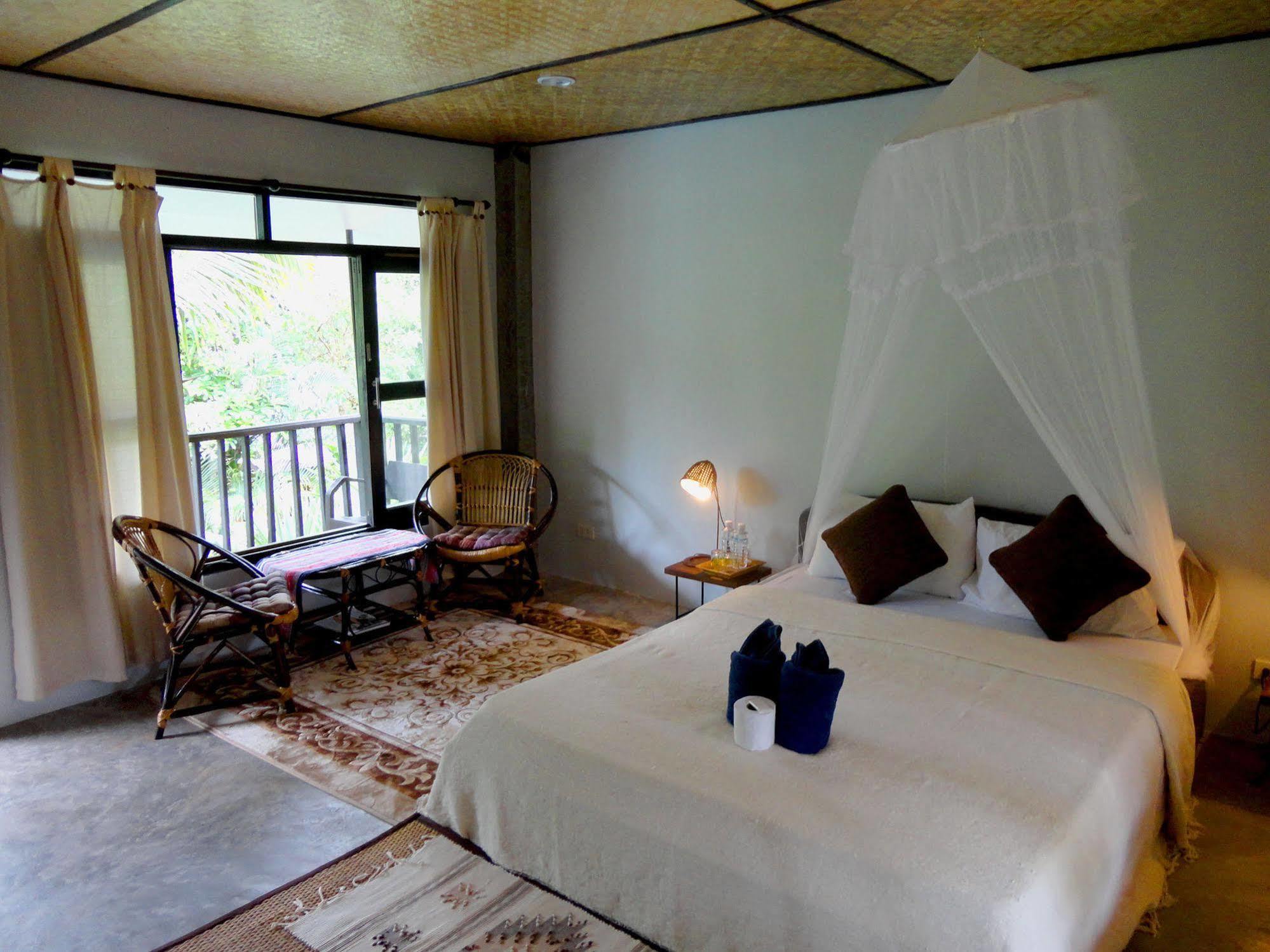 Little Eden Guesthouse Pang Mapha Exterior photo
